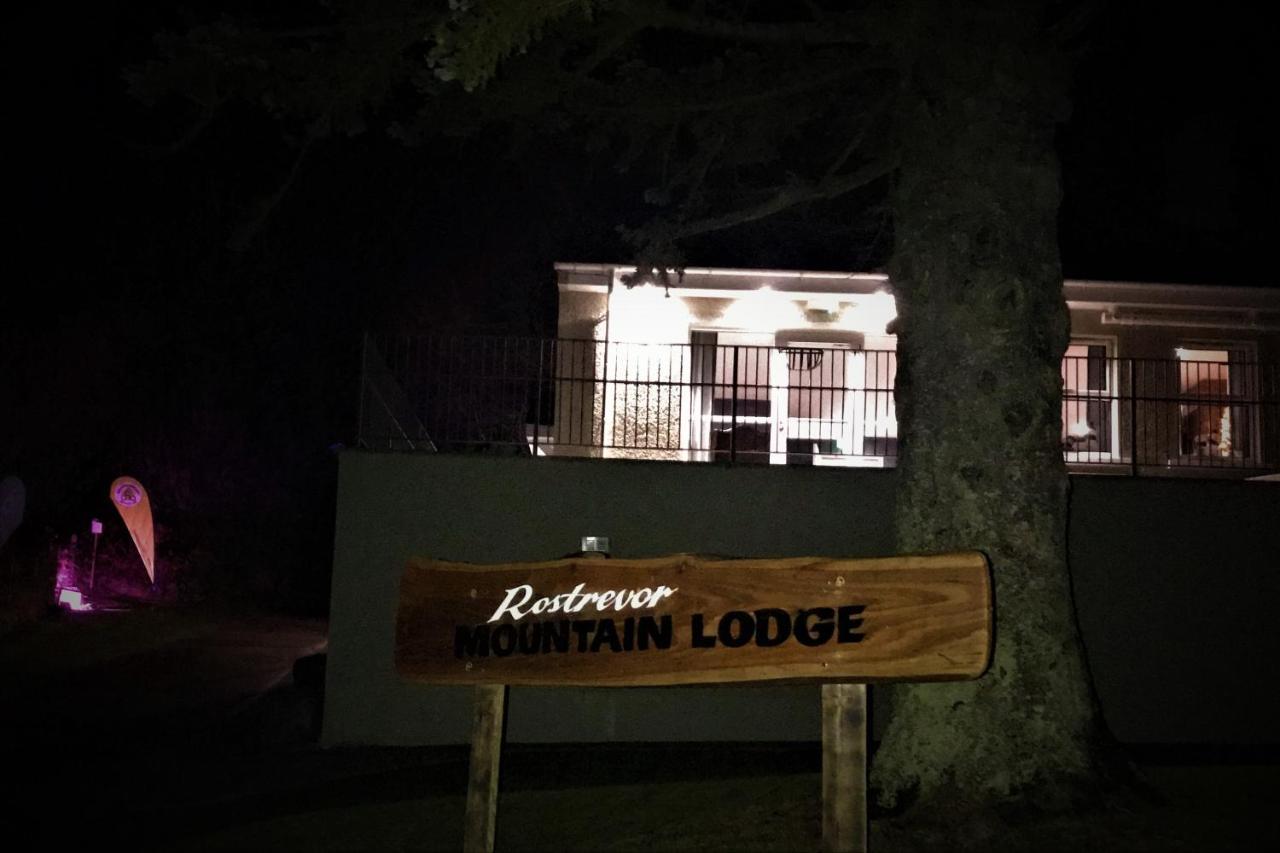 Rostrevor Mountain Lodge - Glamping Pods - Revive Sauna & Hot Tubs מראה חיצוני תמונה
