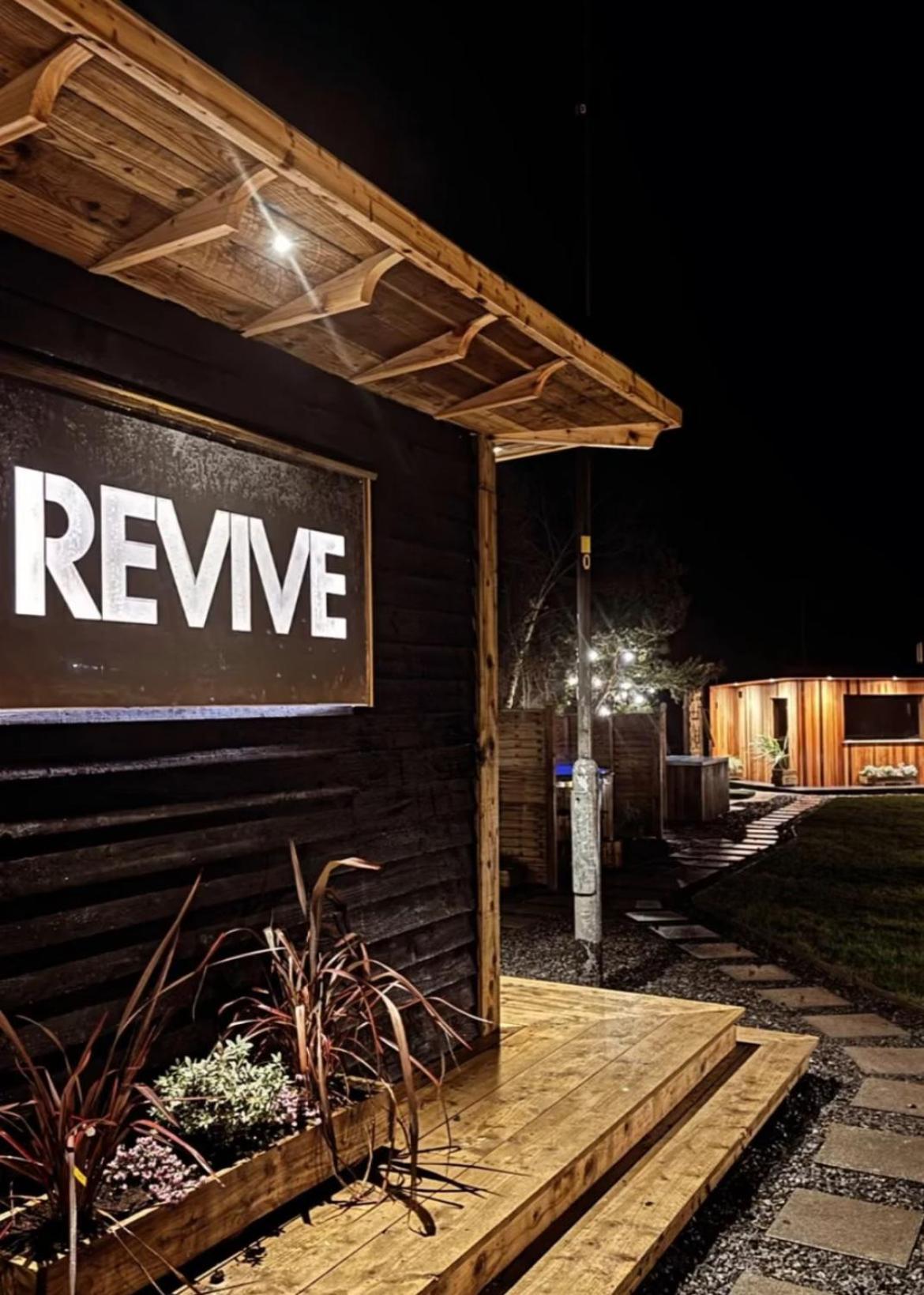Rostrevor Mountain Lodge - Glamping Pods - Revive Sauna & Hot Tubs מראה חיצוני תמונה