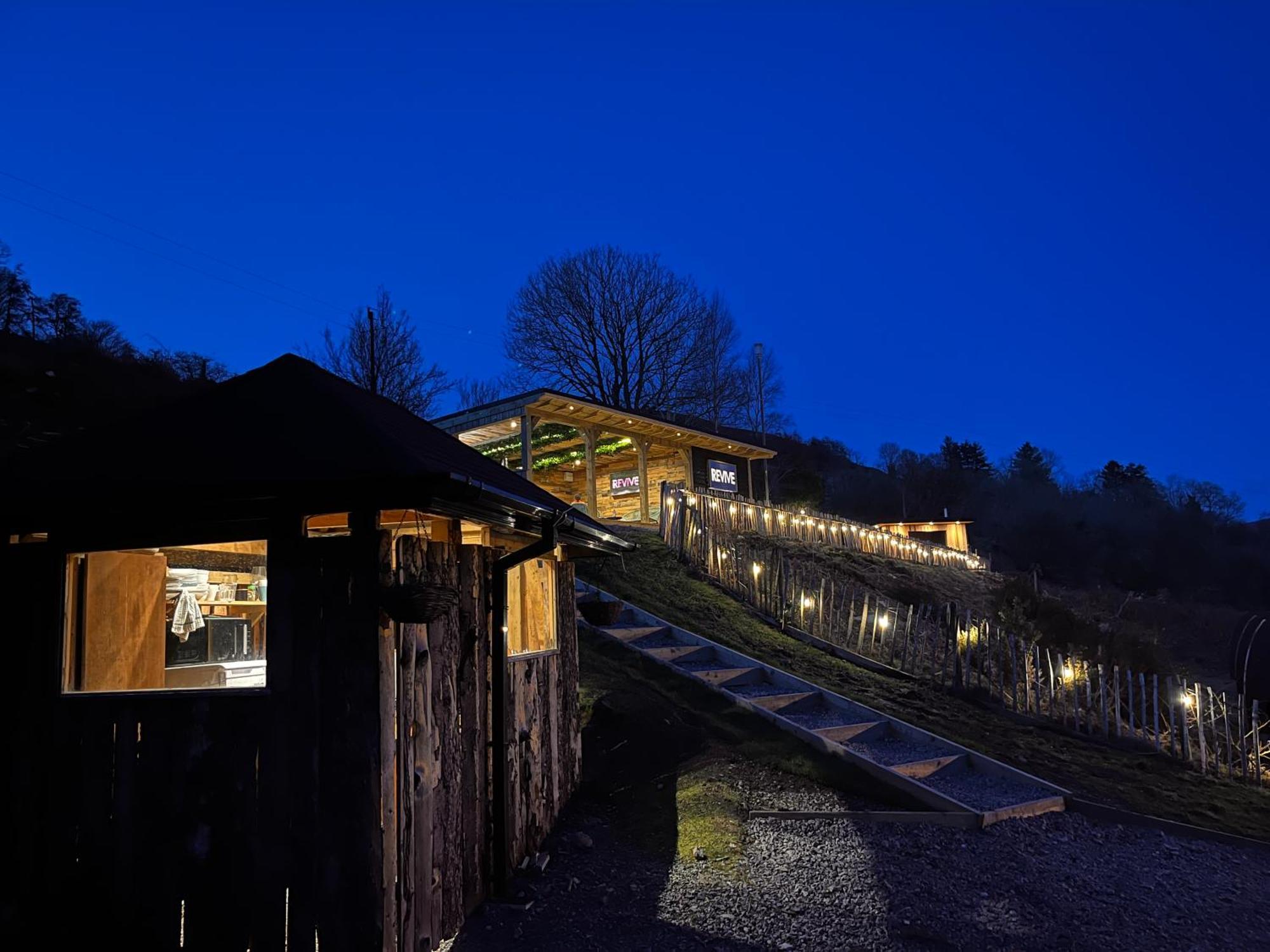 Rostrevor Mountain Lodge - Glamping Pods - Revive Sauna & Hot Tubs מראה חיצוני תמונה