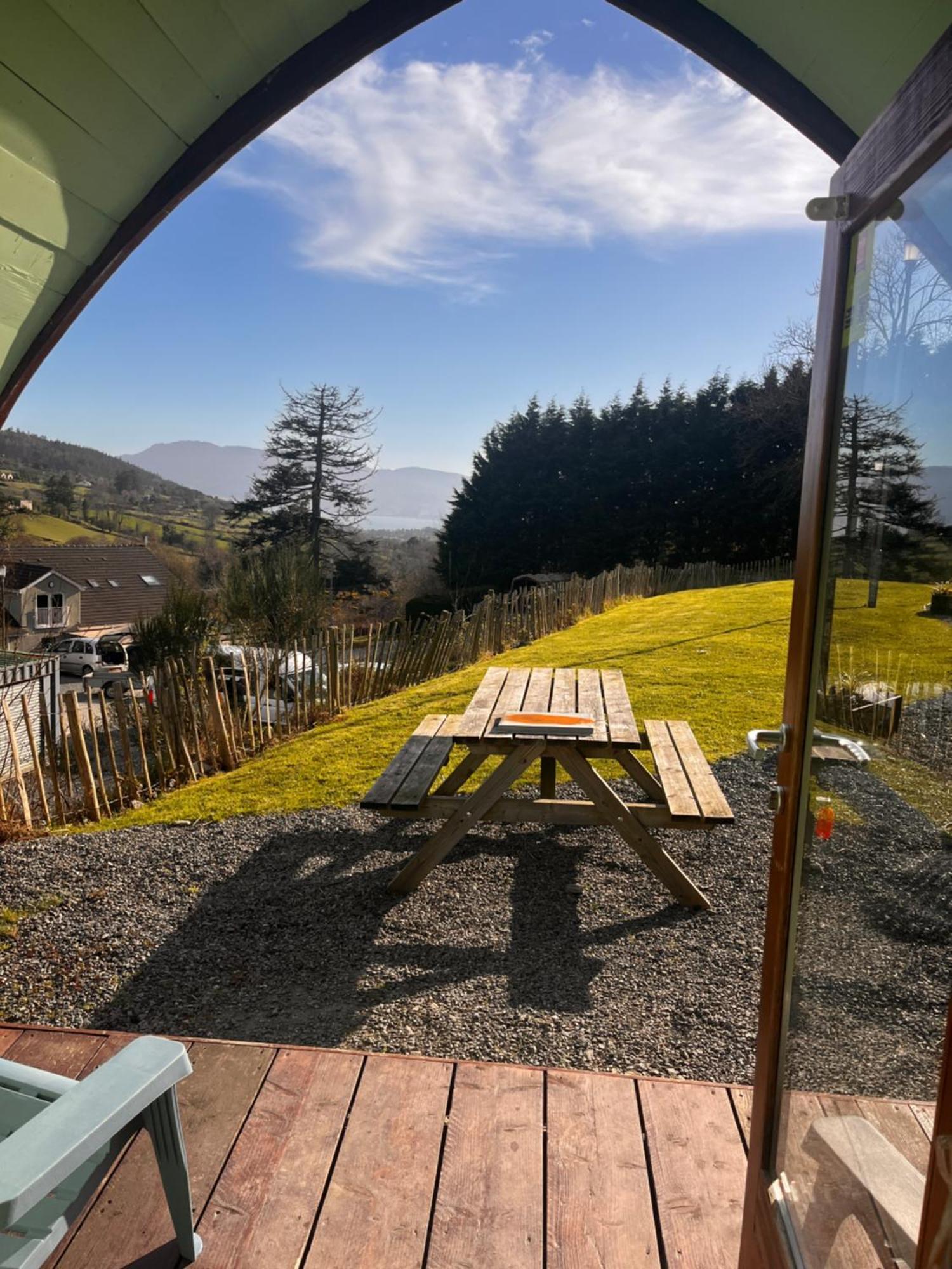 Rostrevor Mountain Lodge - Glamping Pods - Revive Sauna & Hot Tubs מראה חיצוני תמונה